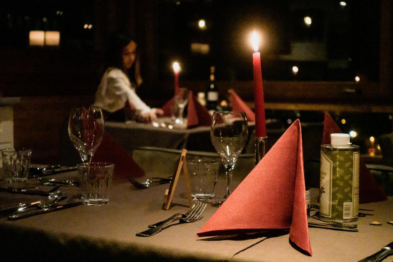 Hotel Restaurant Saint Roch بوي-سانت-فينسينت المظهر الخارجي الصورة
