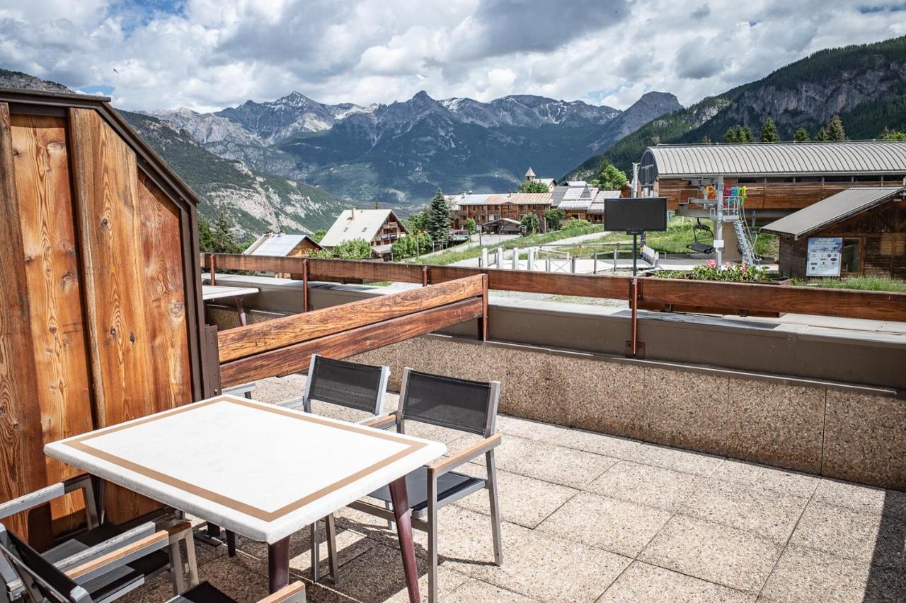Hotel Restaurant Saint Roch بوي-سانت-فينسينت المظهر الخارجي الصورة