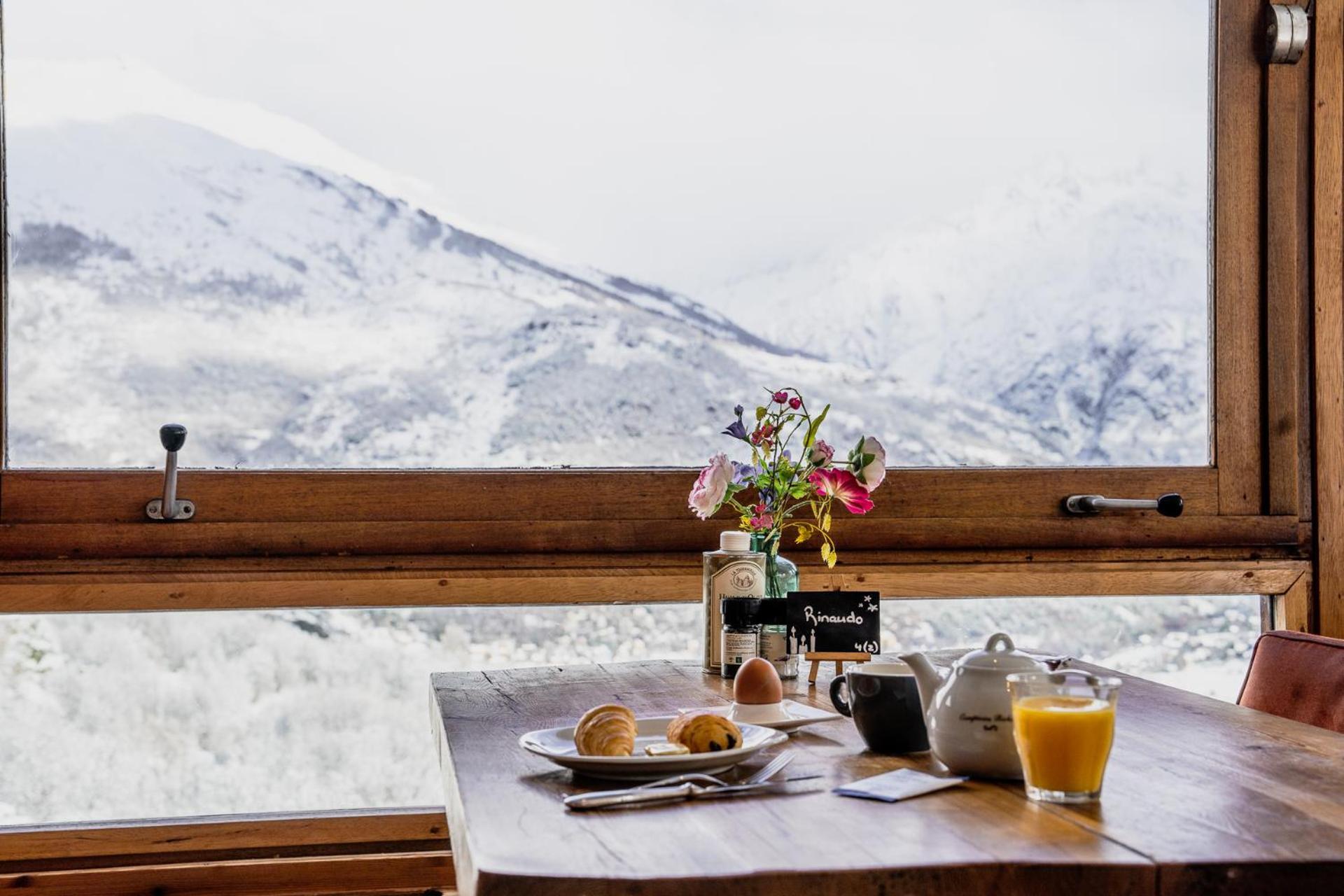 Hotel Restaurant Saint Roch بوي-سانت-فينسينت المظهر الخارجي الصورة